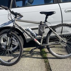 Diamond back frame 18” tires 26”