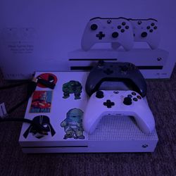 Xbox One S w/ 2 Controllers