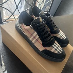 Burberry shoes