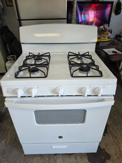 GE stove