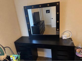 Black Vanity Desk with Hollywood Mirror