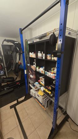 Brand New Power Rack with Accessories – Never Used!