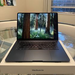 Macbook Air 15 Inch