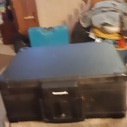 Honeywell #1233 Large Safe Box