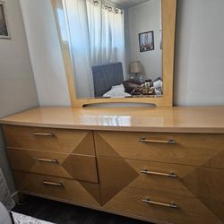 6 Drawer Dresser With Mirror