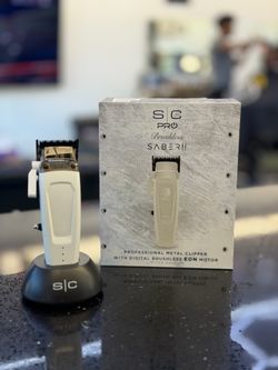 Saber 2 Professional Hair Clipper