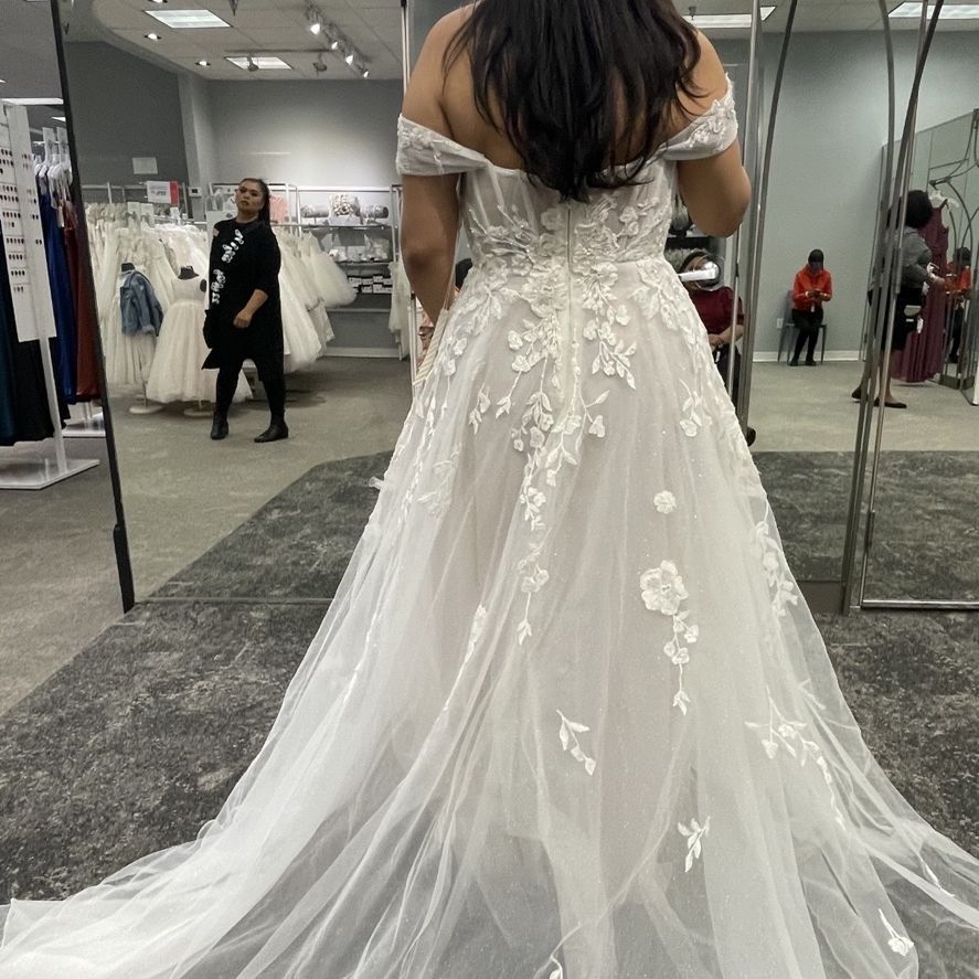 david bridals wedding dresses David's bridal - VEN STYLE Mikado and Tulle V-Neck Ball