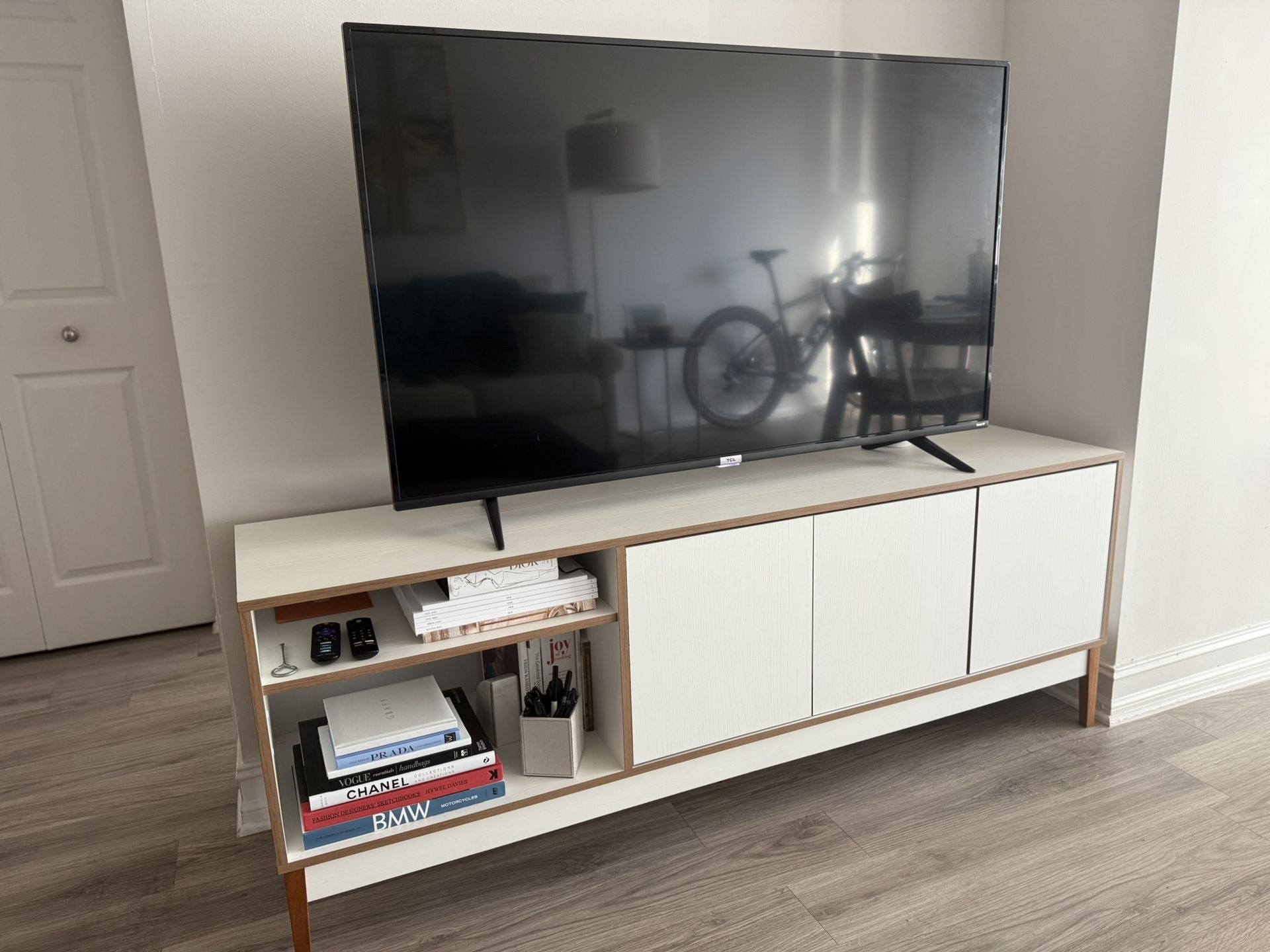 TV 50” + Media Console Bundle $400