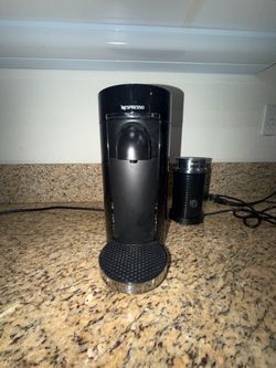 Nespresso machine with milk frother