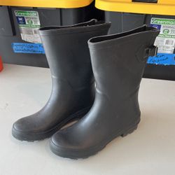 Like New Just Need To Be Dusted And Wiped Off Size 7 Galoshes Rubber Boots Great For School Crossing Guards For Rainy Weather