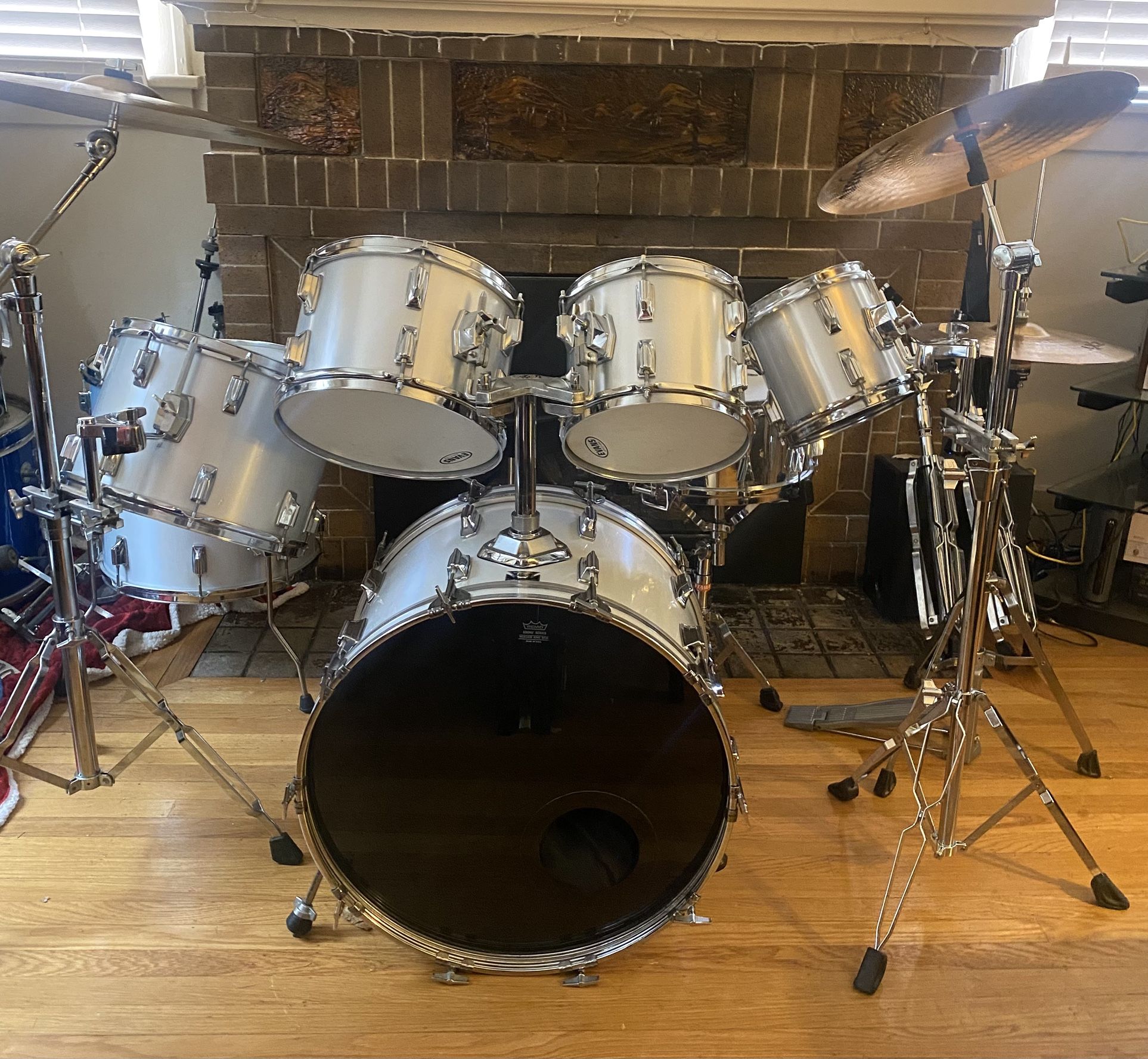 Collectable Vintage Tama Imperialstar Drum Shells or Drum Set