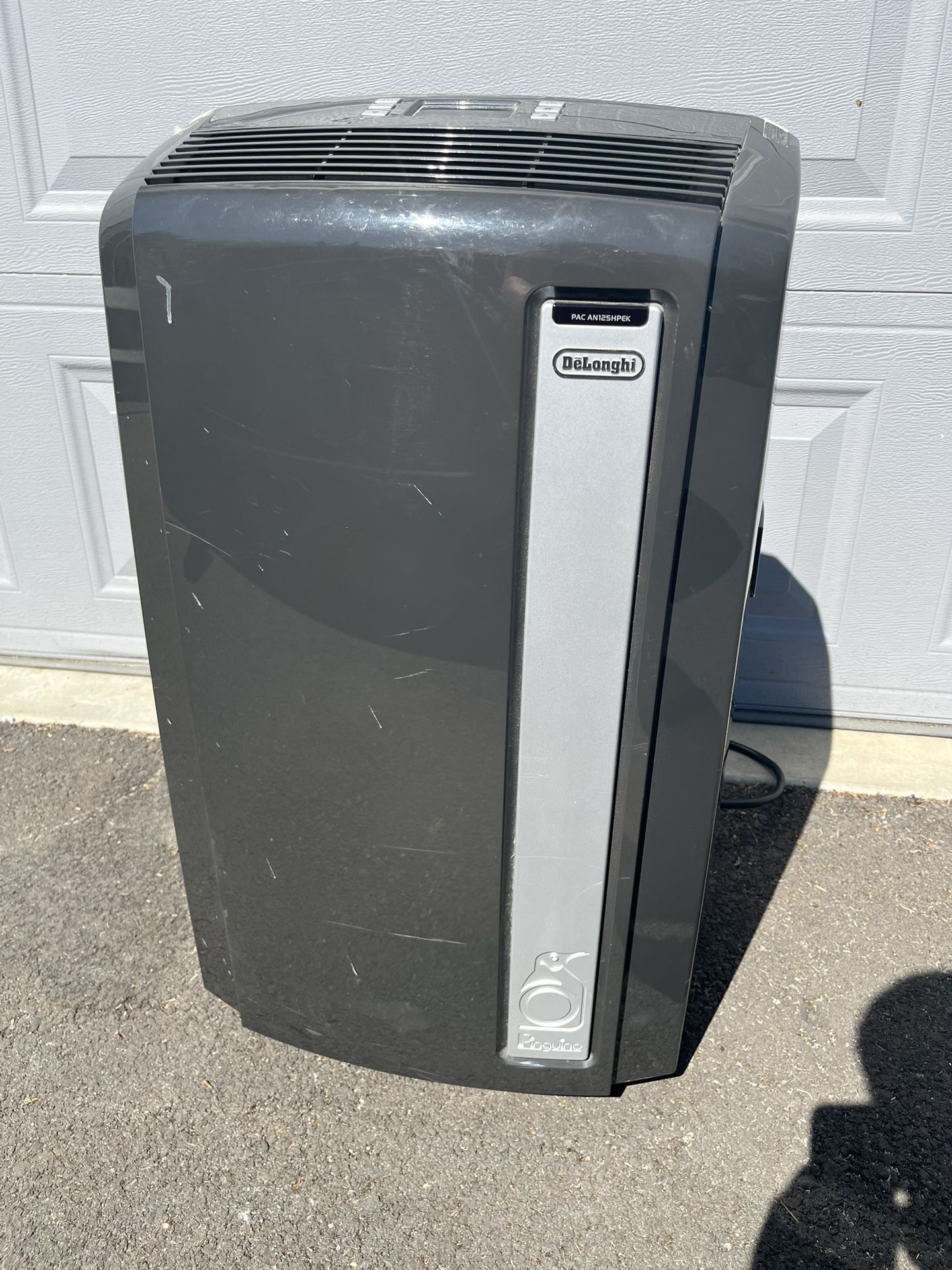 Delonghi Air Conditioner 12,500 BTU Model PAC AN125HPEKC