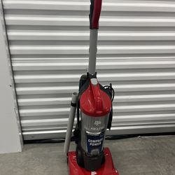 Dirt devil Vacuum 