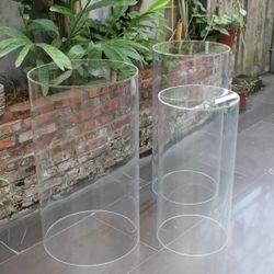 3 Acrylic Round Bases