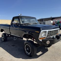 1975 Ford F250 High Boy 4x4