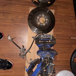 2019 Scatpack Brembo Brakes & 2 Front Rotors,