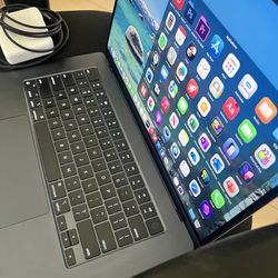 MACBOOK AIR Logic Pro 12 Final Cut, Photoshop, Premiere, Office