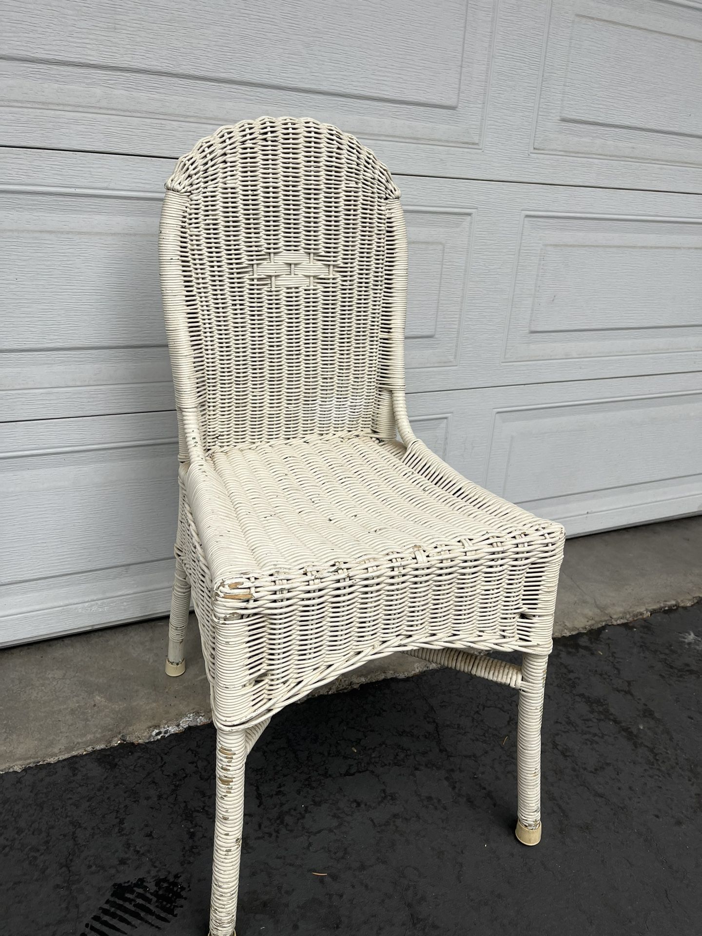 Antique Wicker Chair