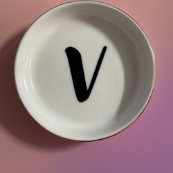 Letter V Jewelry Plate 