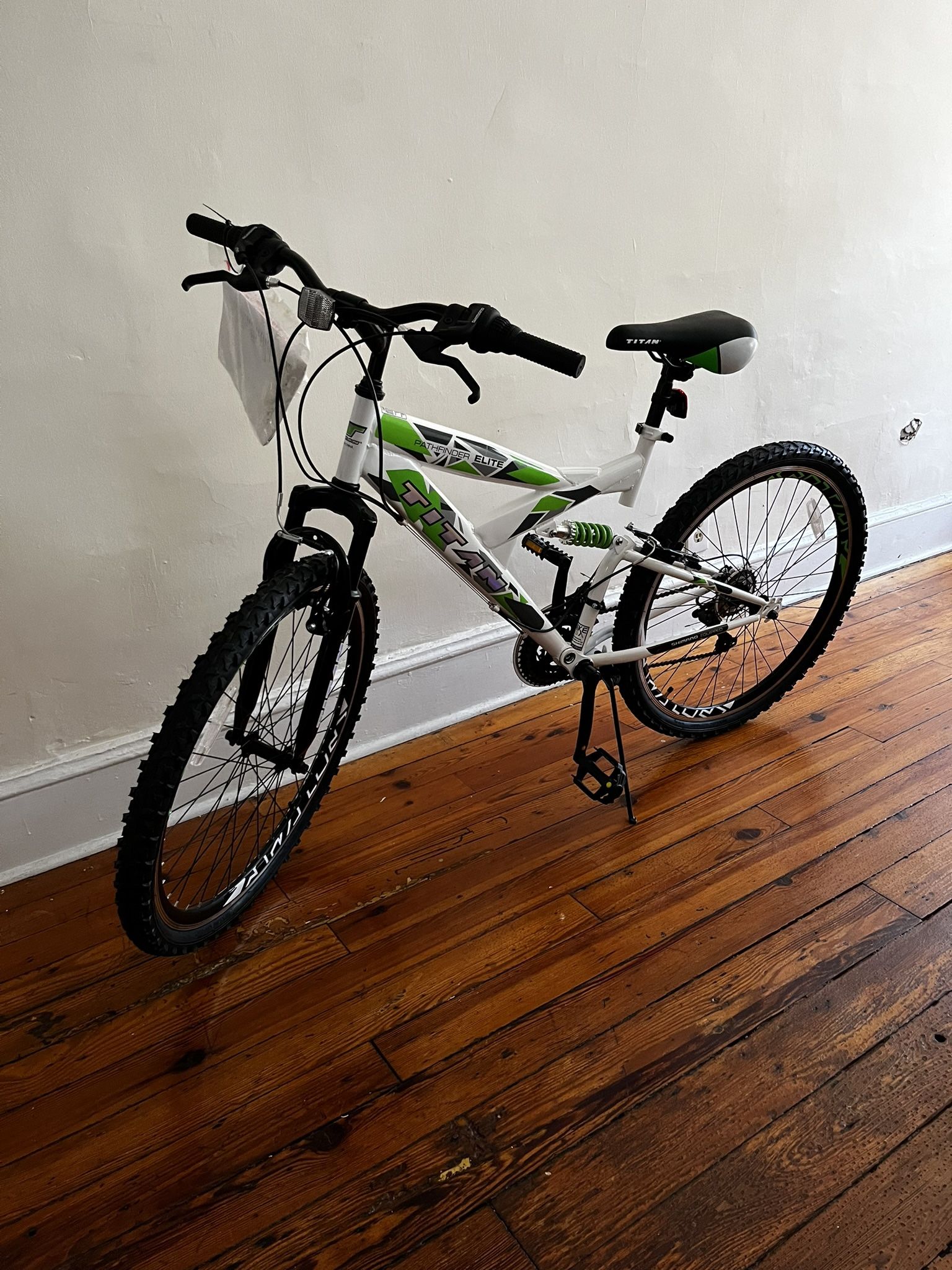 Titan Pathfinder Elite Dual Suspension Mountain Bike