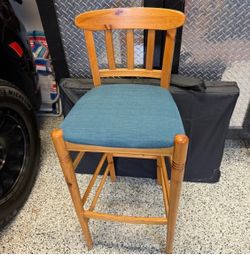 Barstool $2