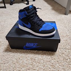 Air Jordan 1 Retro High OG 'Royal Reimagined'  Size 6y