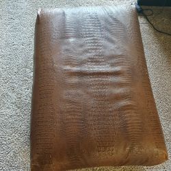 Ottoman crocodile design