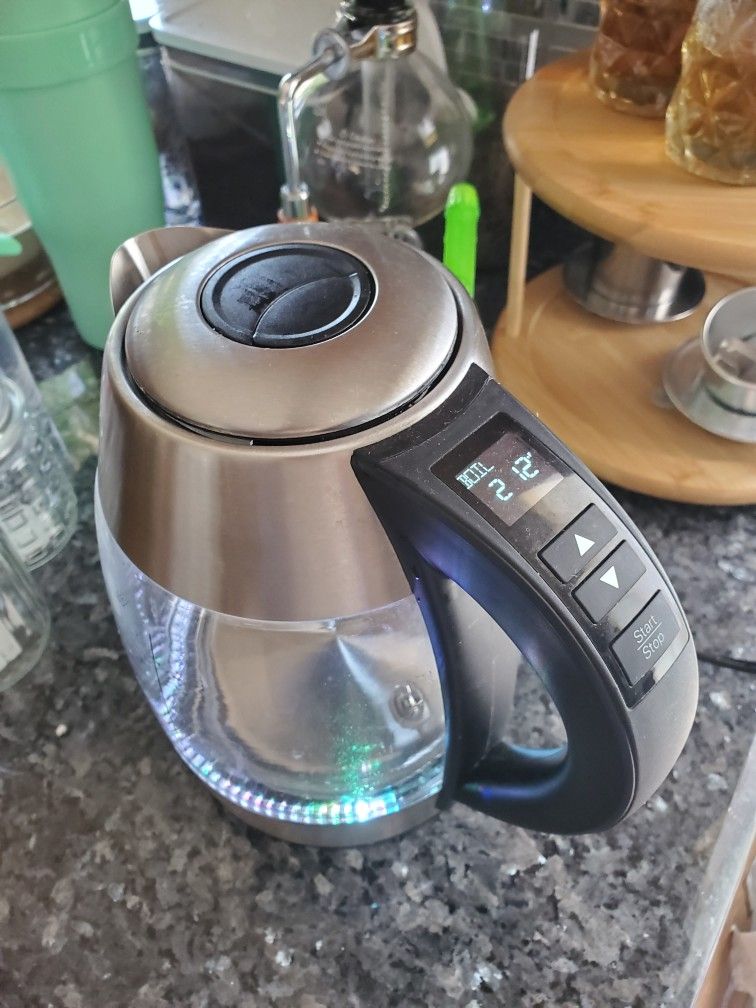 Chefman Electric Kettle