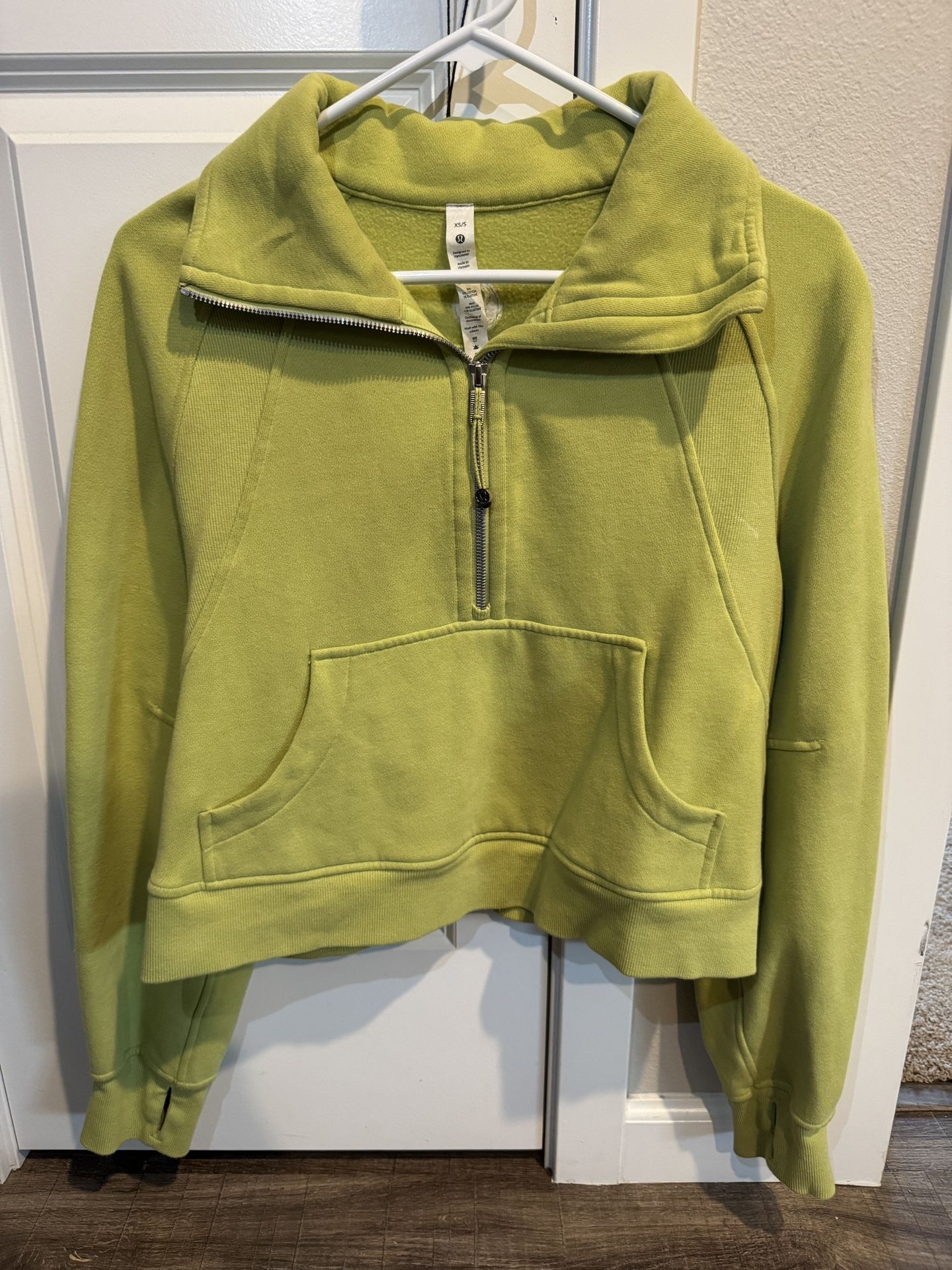 Lulu Lemon Sweatshirt