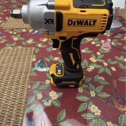 Dewalt Dcf900 1/2 Inch Heavy Duty Brushless Impact Wrench 