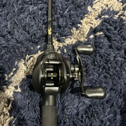 Bass Pro Shop Bait Caster