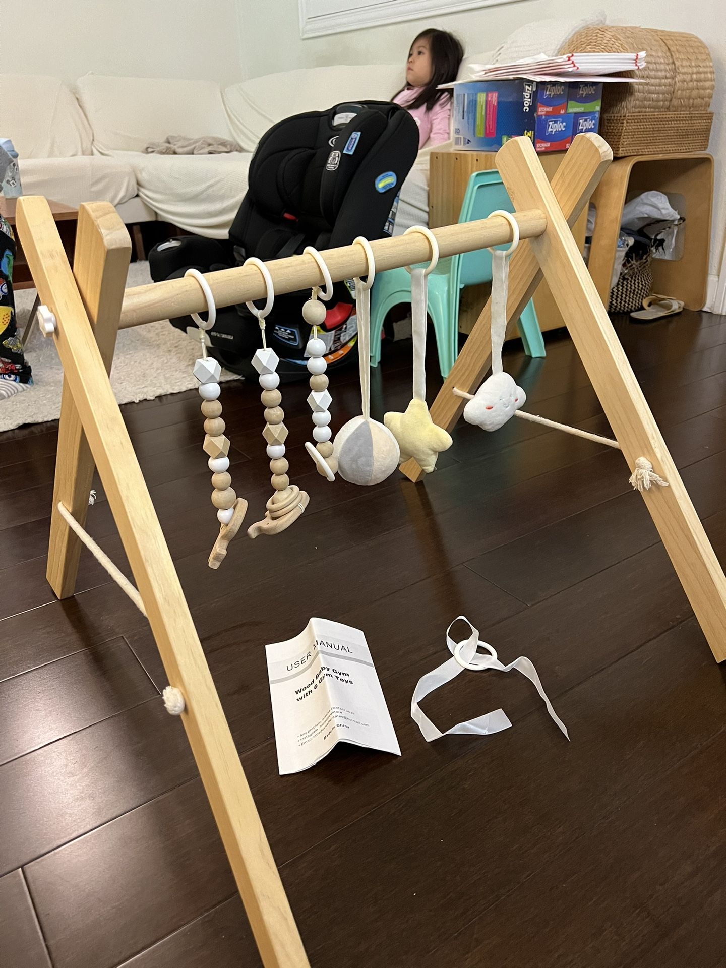 Wooden Baby Gym with 6 Baby Toys, Foldable Baby Play Gym