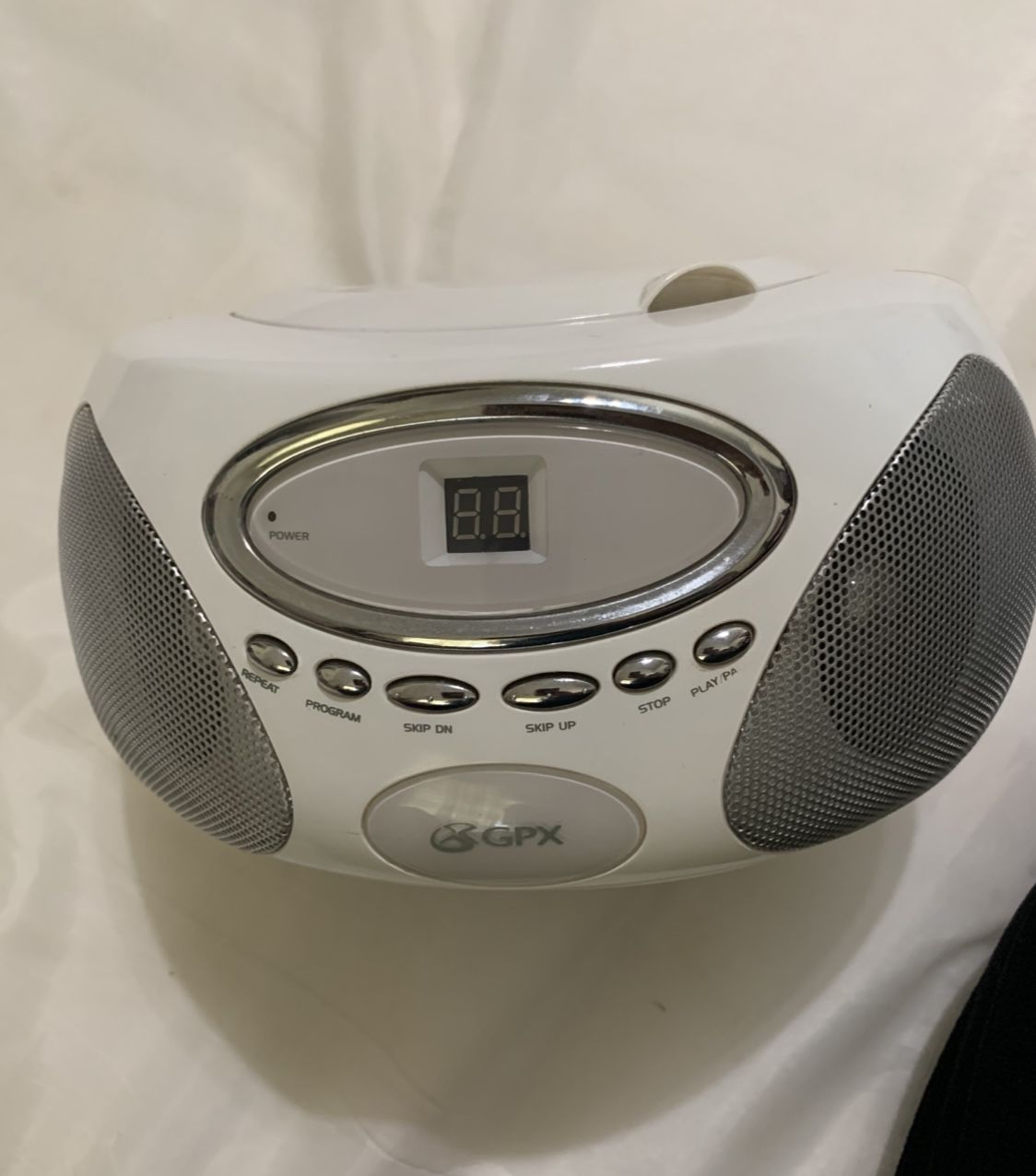 GPX BC 118W CD AM/FM Radio BOOMBOX Great Working Condition!