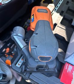 RIDGID 18V SubCompact Brushless Cordless 1/4 Sheet Sander (Tool Only)