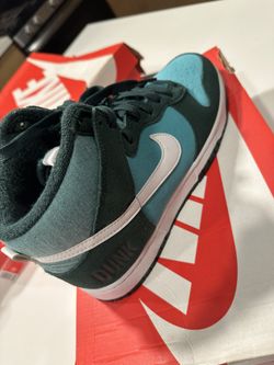 Nike Dunk Hi Retro SE