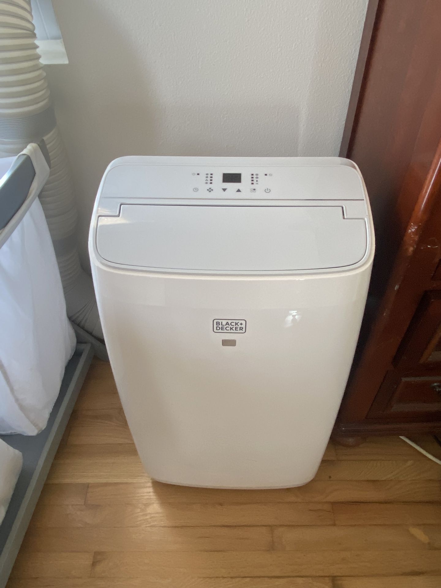 Black And Decker Portable AC Unit 10,000 BTU