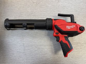 Milwaukee 2441-20 M12 10oz Caulk and Adhesive Gun
