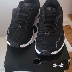 Under Armour HOVR 