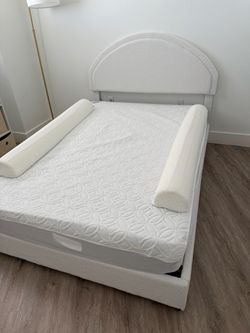 Cama