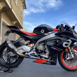 2022 Aprilia Rs660