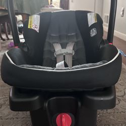 Great Condition Graco Car seat