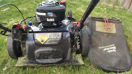 Craftsman Platinum 7.25 190cc High wheels self propelled lawn mower New blade for Sale in Willowbrook IL OfferUp