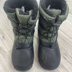 Boys Snow Boots, Size 3