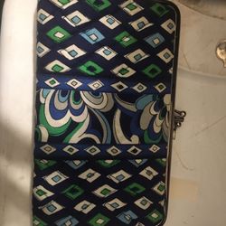 Like new vera Bradley wallet only $20