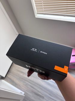 Oakley Meta HSTN Smart Glasses Box