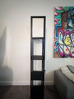 Shelf Floor Lamp with 3 Display Shelves, Black, Good Condition