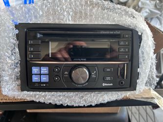 Alpine CDE-W235BT CD Receiver Car Stereo
