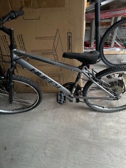 Huffy 24" Rock Creek Mountain Bike (Gray)