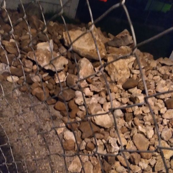 Free Decorative Yard Rocks for Sale in San Antonio, TX - OfferUp