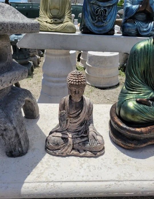 Concrete Buddha Statue / Cement Garden Backyard Buddhas